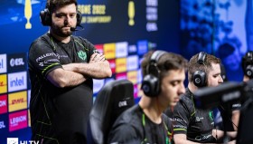 Vitality战队动态：apEX指挥风格愈发激进，Vitality战术打法观赏性拉满。